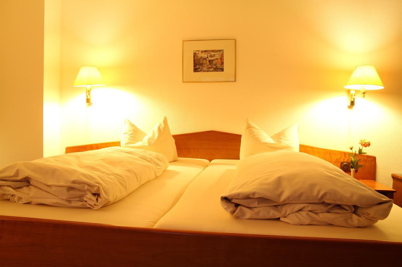 Hotel "Die Kupferpfanne" Donaustauf Zewnętrze zdjęcie